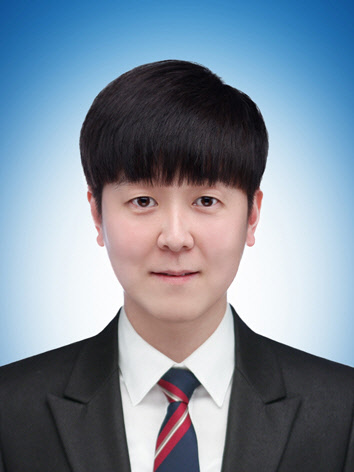 특허전략수립 부문에서 산업통상자원부장관상을 수상한 충북대 최재원 학생